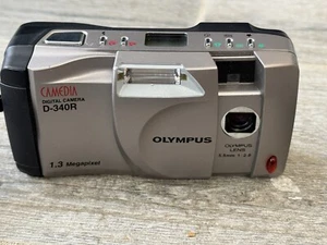 Olympus D-340R Camedia Digital Camera 1.3 MP - No Cords UNTESTED - Picture 1 of 8