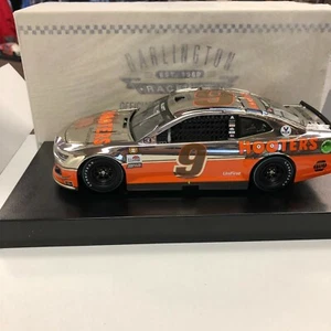 Chase Elliott #9 Hooters Throwback 2021 Camaro ZL1 Color Chrome CX92123HODCLCL - Picture 1 of 8