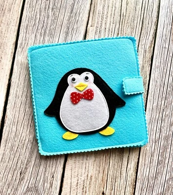 Felt  Tic Tac Toe game with Penguins and Ice creams. Christmas game for kids.  - Image 1 of 2