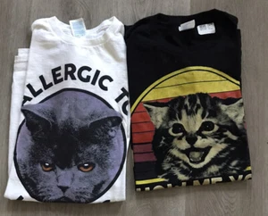 Lot of 2 Mens Large Short Sleeve T-shirts Cat Themed Novelty Graphic Print - Picture 1 of 7