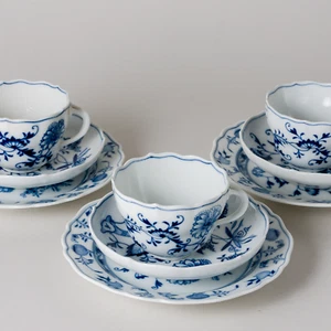 Meissen 3 x Kaffeegedeck 3 tlg. Zwiebelmuster 1. Wahl Knaufzeit unbeschädigt - Picture 1 of 21