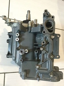 2001 HONDA 8HP 9.9HP CYLINDER  BLOCK ASSY 12000-ZW9-405ZA 11300-ZW9-405 - Picture 1 of 7
