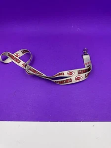 Cincinnati Reds MLB Lanyard Clip Neck Tag Buckle Keychain - Picture 1 of 2