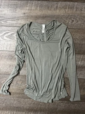 Marika Shirt Dry Wik performance Wear Size Small Sportswear shirt Olive - Image 1 of 4