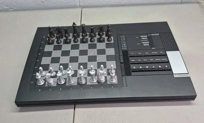 Computadora de ajedrez vintage Saitek Kasparov Conquistador probada como nueva Foto 1 de 4