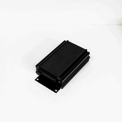 AUDI A4 8E2, B6 Tonverstärker 8E5035223A 1.8 Benzin 120kw 2002 2502125 - Bild 1 von 3