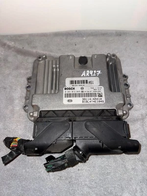 KIA SORENTO / 2009 / 2.5D /INJECTION PUMP CONTROL UNIT / 0281013048 / 391144A410 - Image 1 of 4