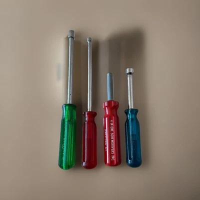 VINTAGE LOT of 4 SCREWDRIVERS (4 In One Jamestown 1 PIECE), (3 Pc.NUT DRIVER ) - Image 1 of 4