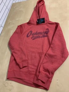 Oakmont Country Club Boys youth boys 8-10 Red Golf hoodie NEW NWT - Picture 1 of 5