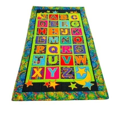 Tapiz de pared acolchado hecho a mano alfabeto colorido bebé niño estrella luna 26"x46" Foto 1 de 4