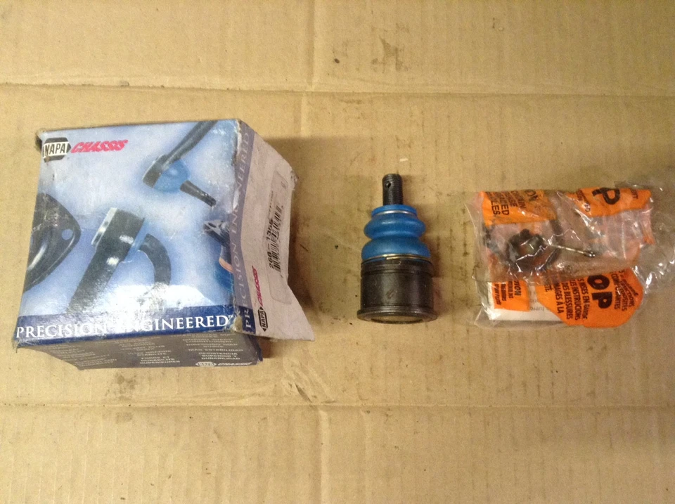 Junta de rótula de suspensión delantera inferior NAPA 260-1355 - se adapta a 83-91 Honda 90-93 Acura Foto 1 de 4