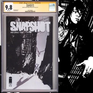CGC 9.8 SS Signature Series Snapshot #1 signed by Jock & Andy Diggle 2013 Image - Bild 1 von 2