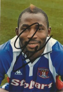 CARLISLE: VINCENT PERICARD SIGNED 6x4 PORTRAIT PHOTO+COA - Picture 1 of 1