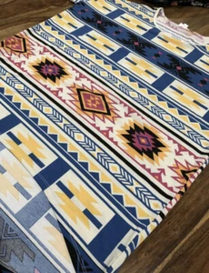 Top túnica LulaRoe L Irma flechas grandes patrón azteca suroeste blanco roto #707 - Imagen 1 de 6