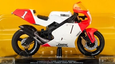 Yamaha YZR500 1992 Wayne Rainey Scala 1:22 Modellino World Champion Classe 500 - Immagine 1 di 4