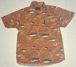 Magellan Sportswear Shirt Mens M Fishing Graphics Short Sleeve Button Front - Picture 1 of 6