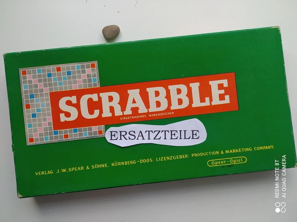 ◄◄ BSH ►► Scrabble SPEAR SPIEL Brettspiel HOLZ Spielsteine Buchstaben Holzbank - Bild 1 von 1