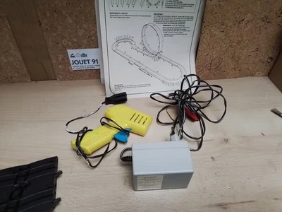 TCR. ELEMENTS CIRCUIT ELECTRIQUE VOITURES SUPER LOOPING - Photo 1/4