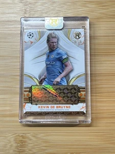 Kevin De Bruyne 2024-25 Topps Competiciones UEFA Reverencia Automático 25/25 Encased  - Imagen 1 de 3