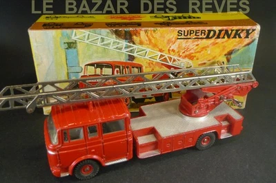 DINKY TOYS FRANCE.  BERLIET Pompiers grande échelle.   Ref:  568 + Boite. - Photo 1/4