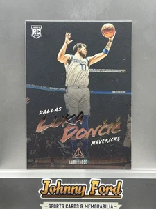 2018-19 Panini Chronicles Luminance #166 Luka Doncic Rookie RC - Bild 1 von 2