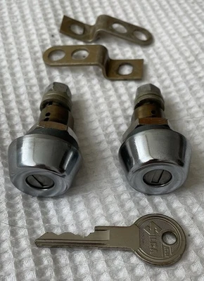 Bentley/Rolls Royce  Door Lock Cylinder Set With Key Excellent Chrome Low price - Image 1 of 4
