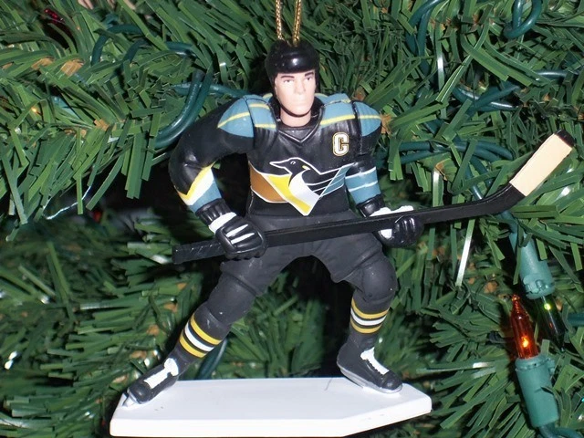 Jersey negro Jaromir Jagr Pittsburgh Penguins hockey árbol de Navidad adorno 4" Foto 1 de 1