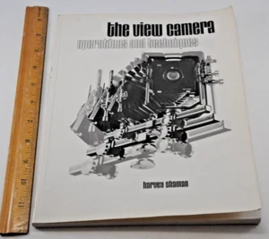 Harvey Shaman The View Camera operations and techniques 1977 - Foto 1 di 11