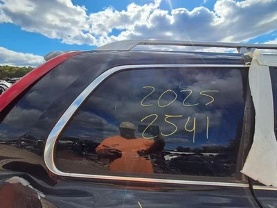 Passenger Right Quarter Glass With Antenna Fits 07-14 VOLVO XC90 2646683 - Image 1 of 4