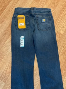 NWT:CARHARTT RELAXED FIT MEN'S 5 POCKET JEANS RUGGED FLEX SZ.30X32 - Picture 1 of 5
