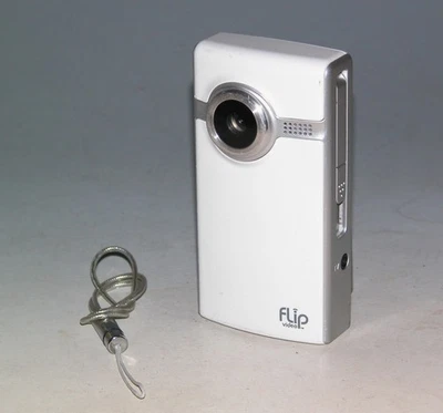 Flip Video F230W / PSV-551 30 Minutes Flash Media Camcorder - White #6805 - Image 1 of 3