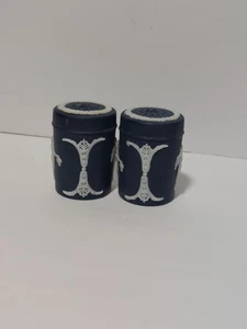 Vintage American Wedgewood Style Plastic Salt & Pepper Shakers - Picture 1 of 5