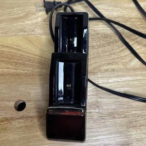 Nyko Technologies 86074-M27 Charge Base for Xbox 360 - Picture 1 of 4