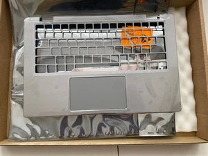 DELL LATITUDE 7430 PALMREST / TOUCHPAD SILVER P/N 00HRM8 / 0HRM8 - Afbeelding 1 van 10