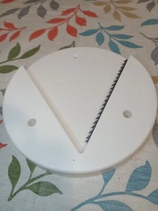 BELLEMAIN Under Cabinet Jar Opener for 1-4" Jars White NEW - Picture 1 of 1