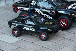 Custom Body Police Sheriff Style for Traxxas 1:16 Slash Mini 7012 1/16 Scale - Picture 1 of 11