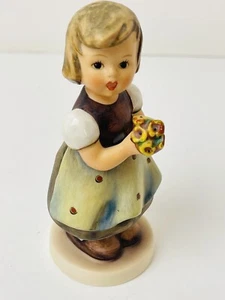 Vintage Hummel Figurine #275 Girl Holding Bouquet 5" West Germany TMK 4 - Picture 1 of 11
