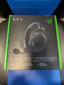 RAZER Blackshark v2 Hyperspeed Wireless 2.4ghz/Bluetooth Gaming Headset - Picture 1 of 4
