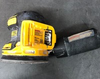 Dewalt DCW210B 20 volt Cordless Random Orbital Sander bare tool Only