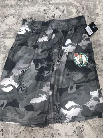 Boston Celtics UNK Basketball Shorts (Youth XL) 18-20 Brand New Cover