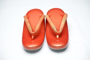 LIEBE VANILLE AUTHENTISCHE JAPANISCHE VINTAGE ZORI KIMONO SANDALEN 23,5 cm US GRÖSSE 6,5 - Bild 1 von 8