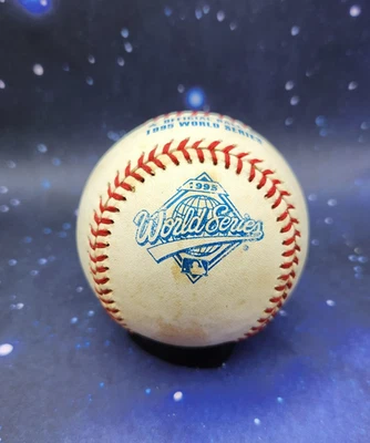 Vintage 1995 Rawlings MLB World Series Official Ball Souvenir Baseball Braves - Image 1 of 4