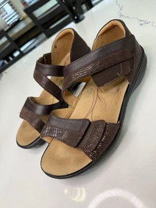 Revere Mauritius Women’s Closed Heel Sandals Size 8 - Picture 1 of 4