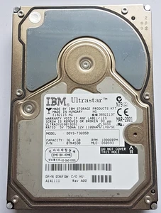 36.4 GB IBM DDYS-T36950 10K RPM Ultra3 U160 SCSI 80pin HDD 3.5 " Hard Drive - Picture 1 of 1