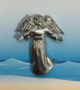 Guardian Angel Silver Pewter Pin Badge (P) - Picture 1 of 2