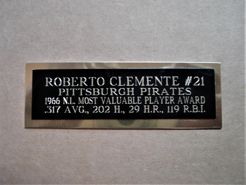 Roberto Clemente Pirates 1966 NL MVP Award Baseball Card Plaque Nameplate 1 X 3 Cover
