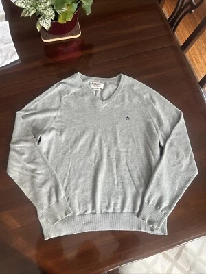 Suéter Penguin By Munsingwear cuello en V talla grande gris Foto 1 de 4