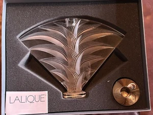 Lalique Crystal Ravelana Chandelier Fan-Shaped Candle Holder Paperweight - Picture 1 of 9