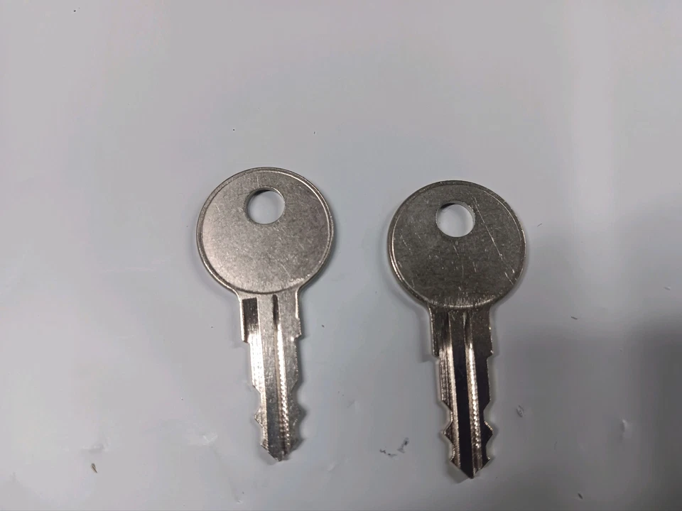 JOBOX J201-J219 KEY SET OF 2 KEYS READING EBERHARD DELTA BETTER BUILT - Image 1 of 1