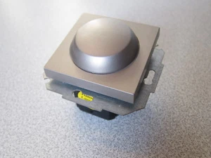 KOPP Dimmer für konventionelle Trafos ATHENIS HK07 stahl-silber UP Helligkeitsre - Bild 1 von 1